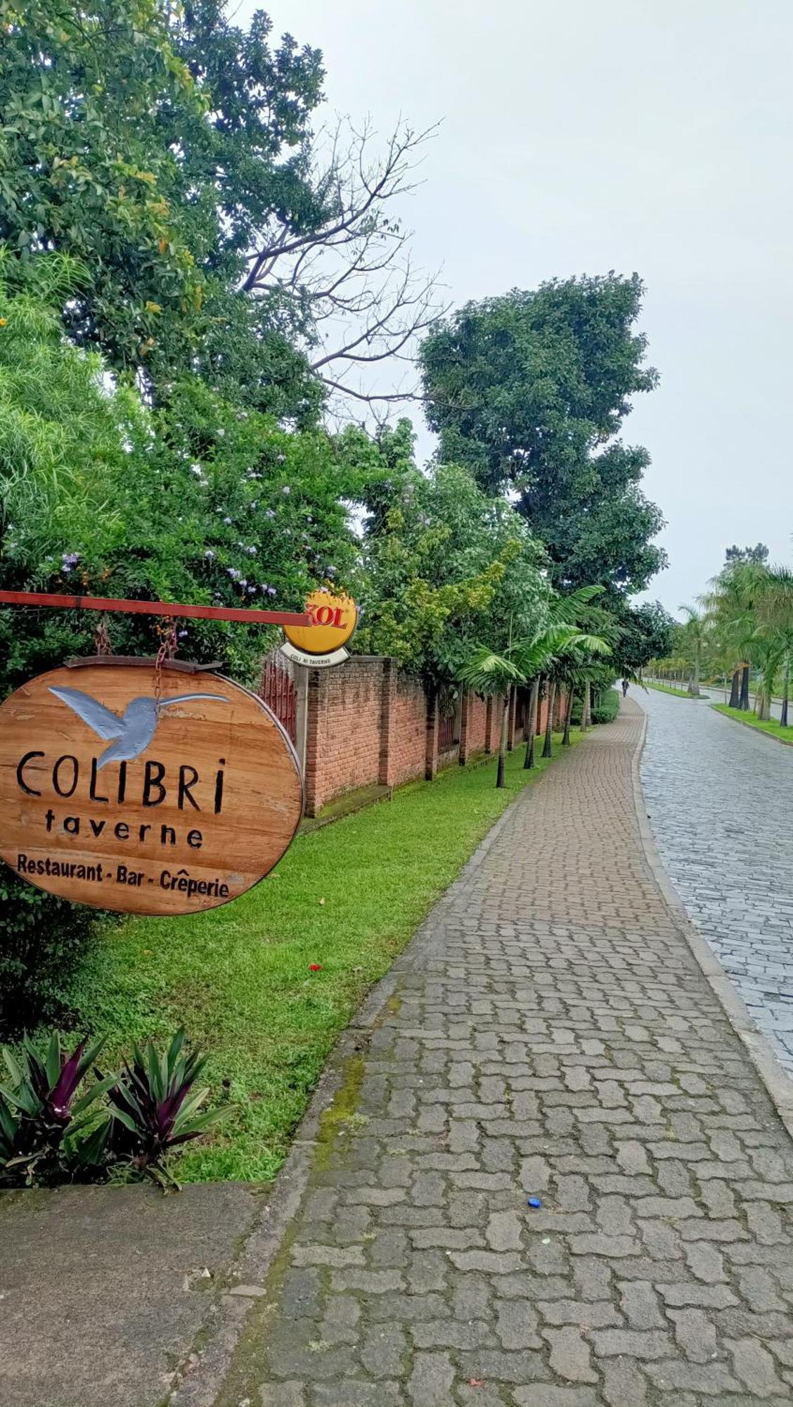 Colibri Taverne & Guest House Gisenyi Esterno foto